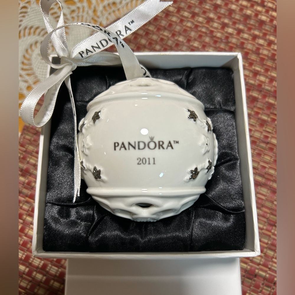 Pandora White and Silver Porcelain Ornament
